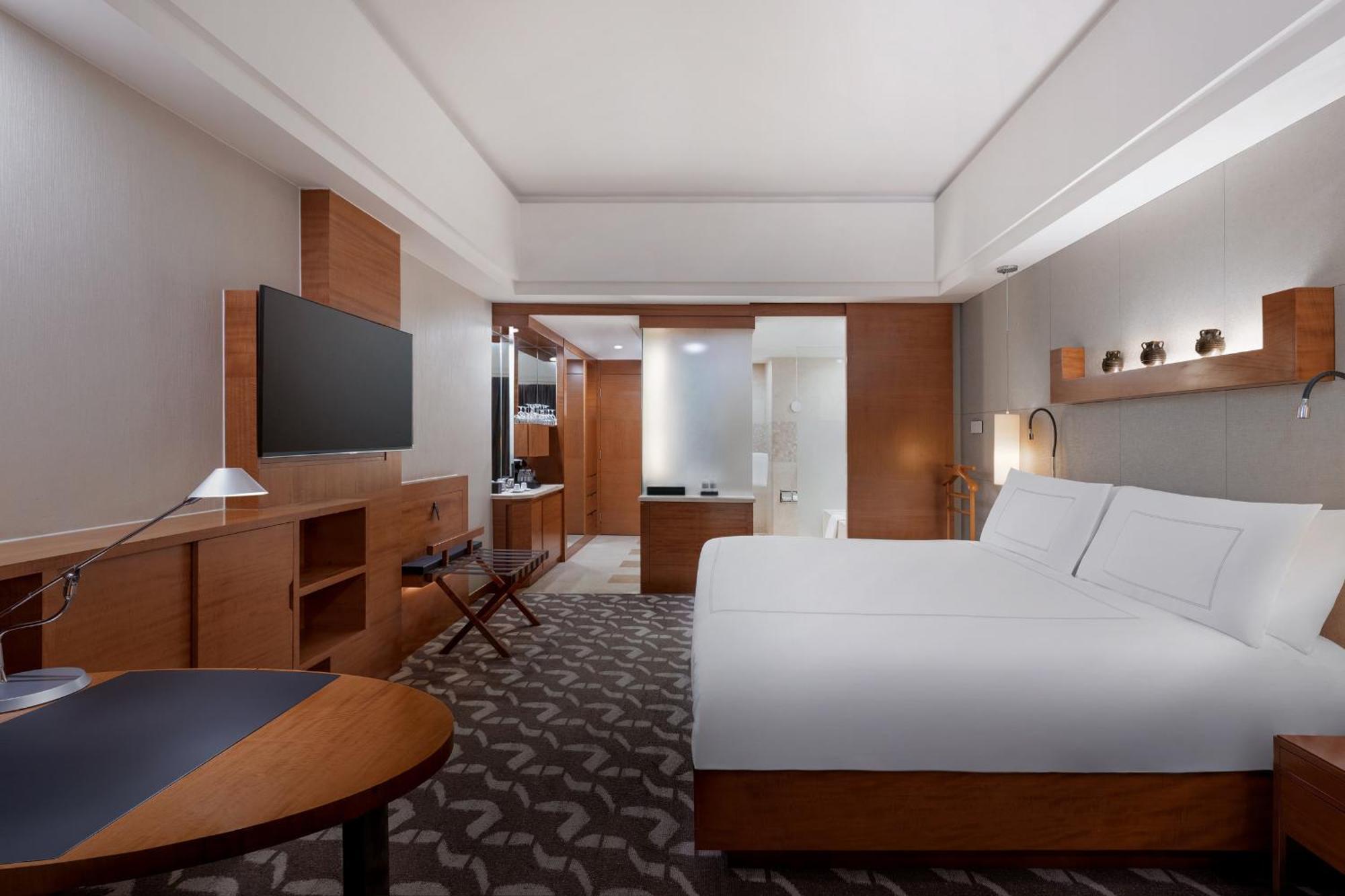 โรงแรมสวิสโซเทล แกรนด์ ไชน่า โรงแรม 5*
